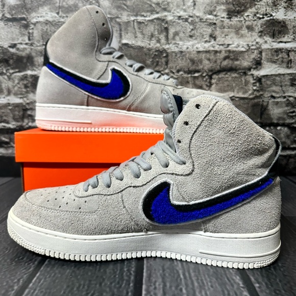 Nike Air Force 1 High LV8 'Chenille Fluff Swoosh' Shoe Size 11.5 Grey 806403-015 - Picture 2 of 13